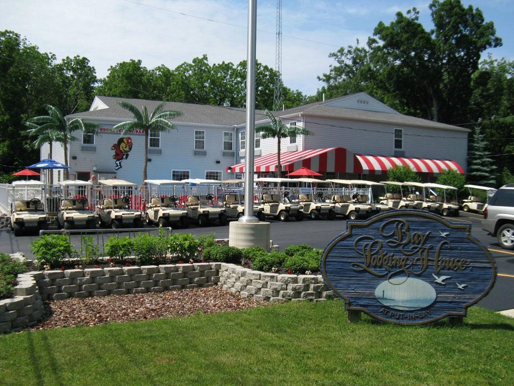 Picture of the Put-in-Bay Hotel Bay Lodging Resort