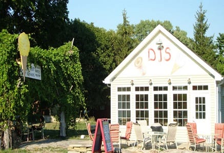Picture of Dj's Ice Cream Put-in-Bay