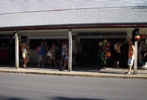 Picture of Put-in-Bay Shopping at the Shirt Shack